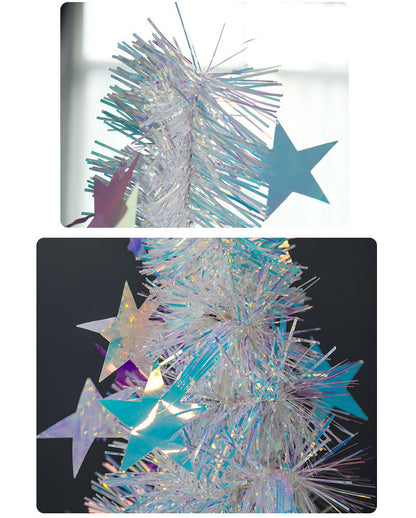 Kreatív ünnepi girland karácsonyfadíszítéssel